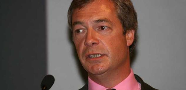 VIDEO Démon Farage seřval europarlament: Chaos v Řecku? Ještě jste nic neviděli